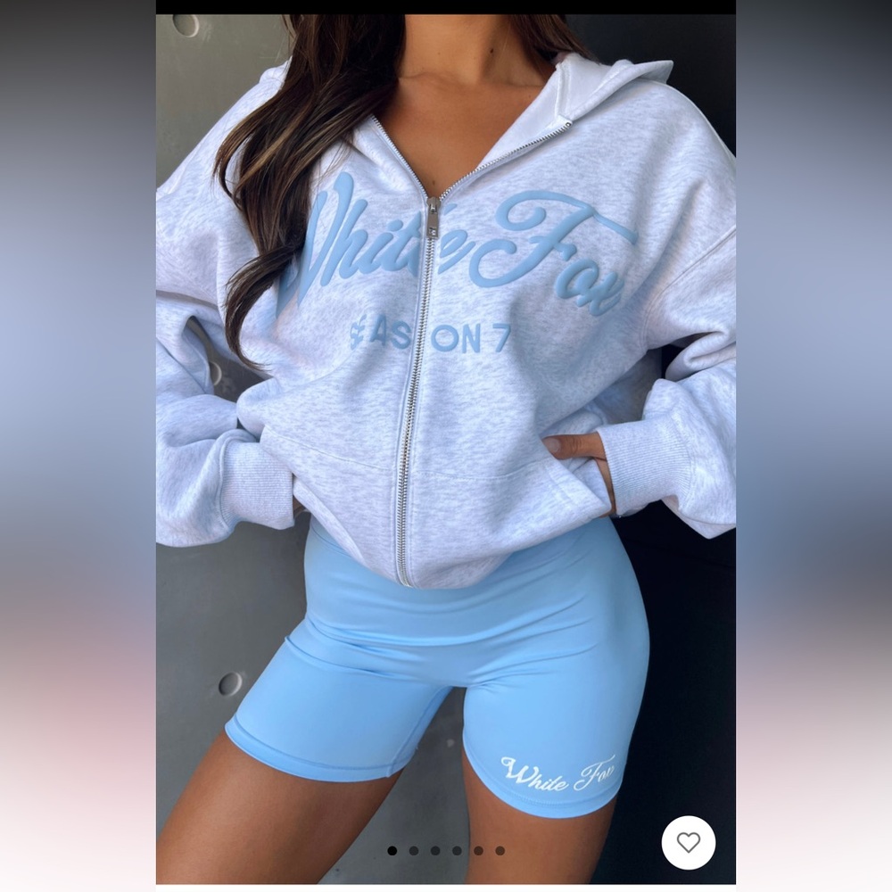 WHITE FOX SWEAT SET